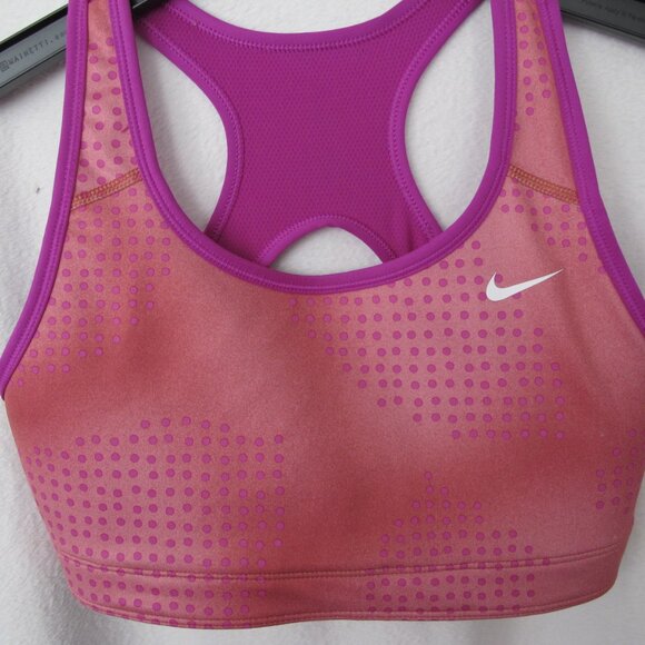 Nike Reversible Sports Bra - Picture 9 of 11